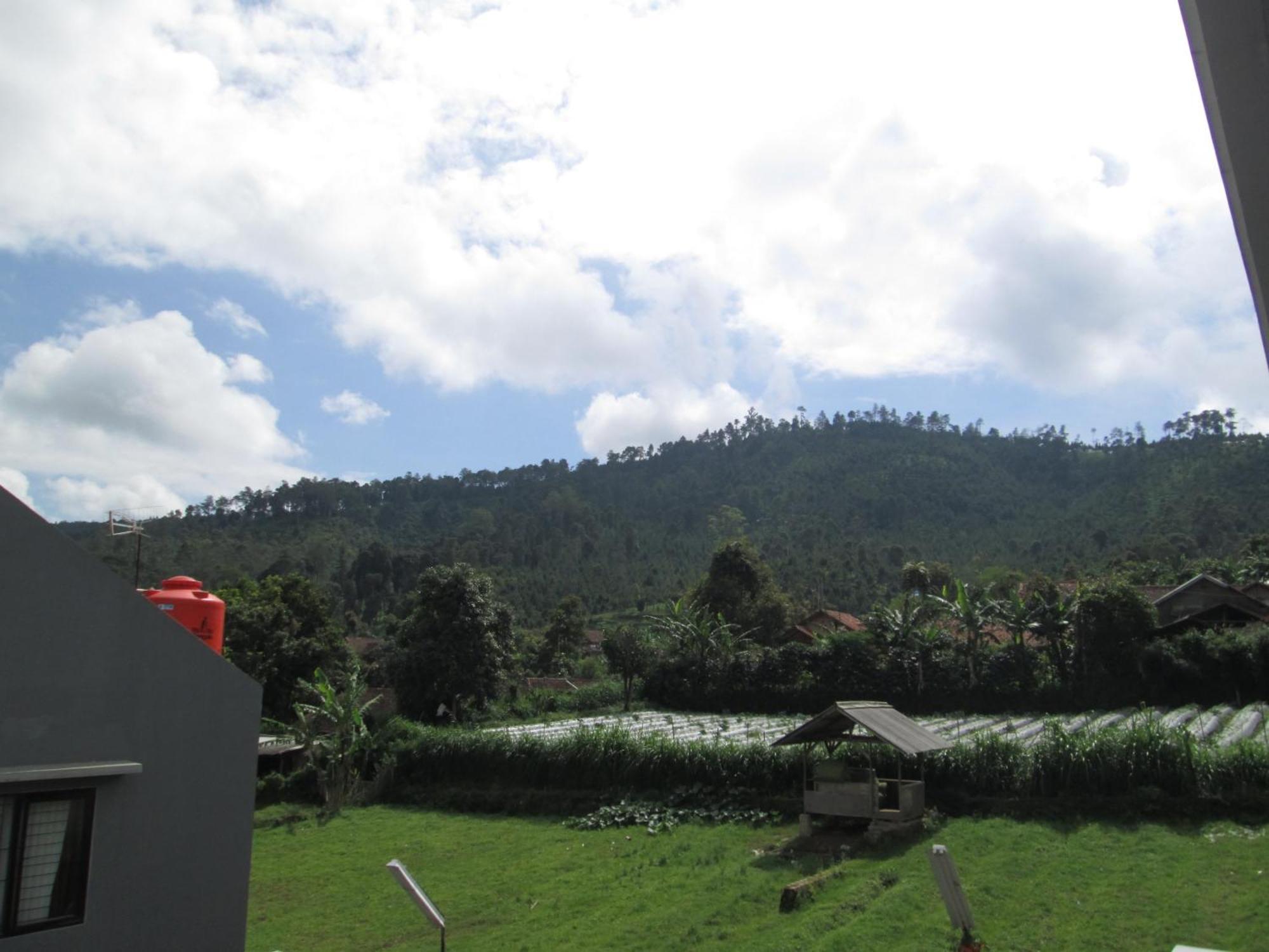 Osmond Villa Resort Lembang Ngoại thất bức ảnh