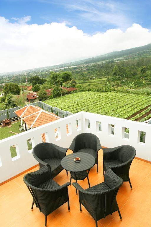 Osmond Villa Resort Lembang Ngoại thất bức ảnh